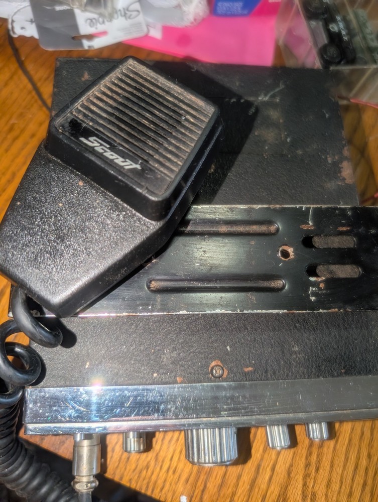 Vintage Scout CB Radio