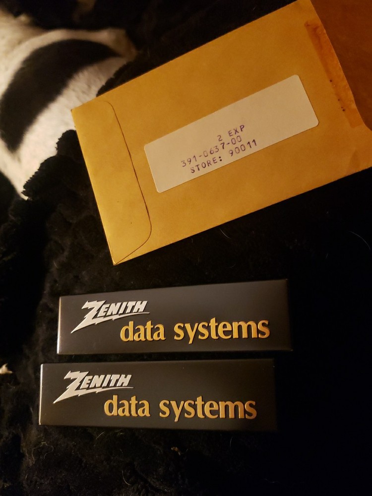 One New Heathkit Emblem #391-637 Zenith Data Systems NOS