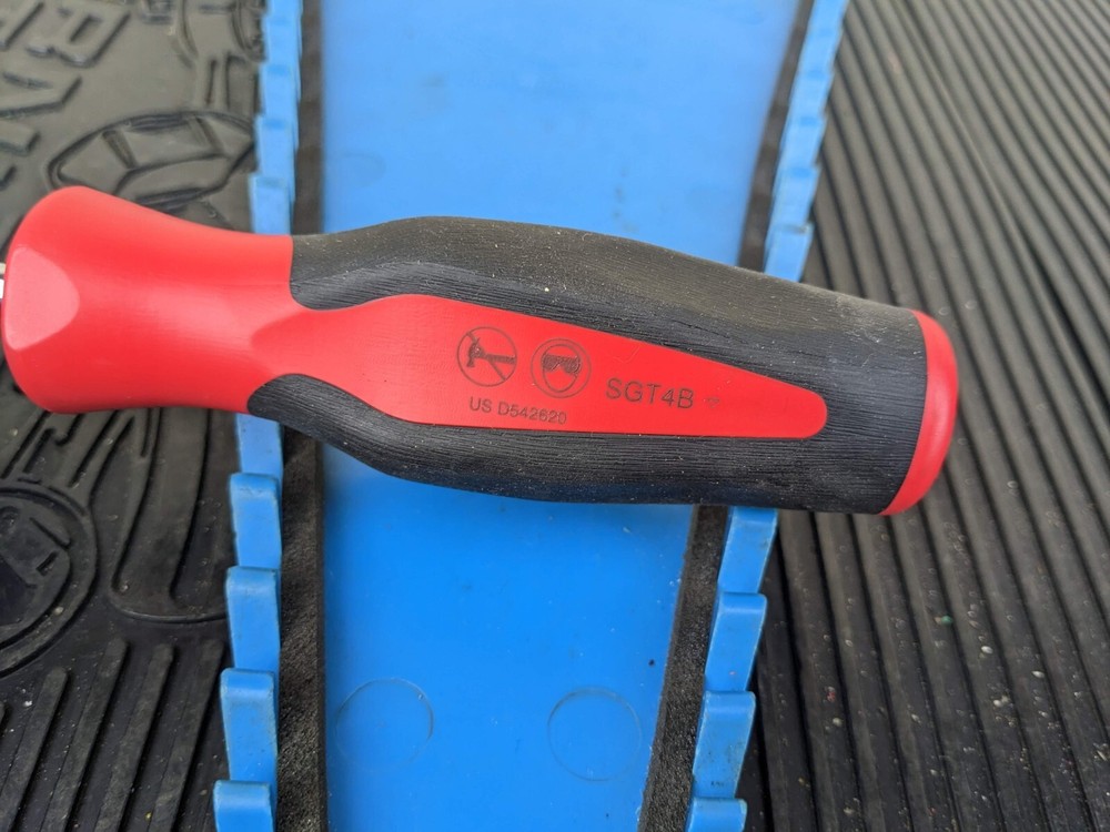 #bh810 Snap On Tools NEW SGT4B 1/4" Socket Driver with Red Soft Grip Handle