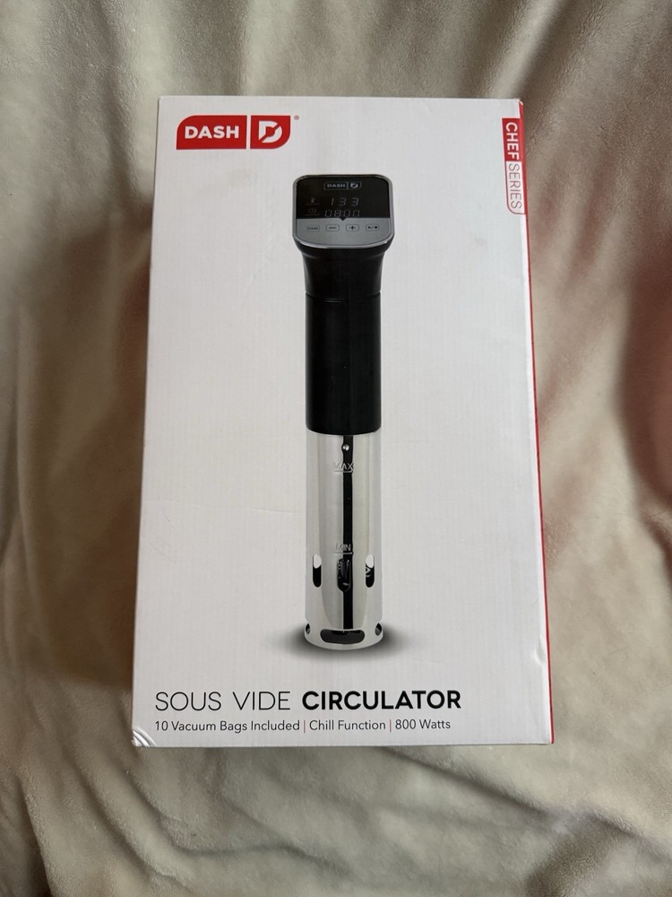 NIB Dash Sous Vide Circulator 800 Watts with Chill Function