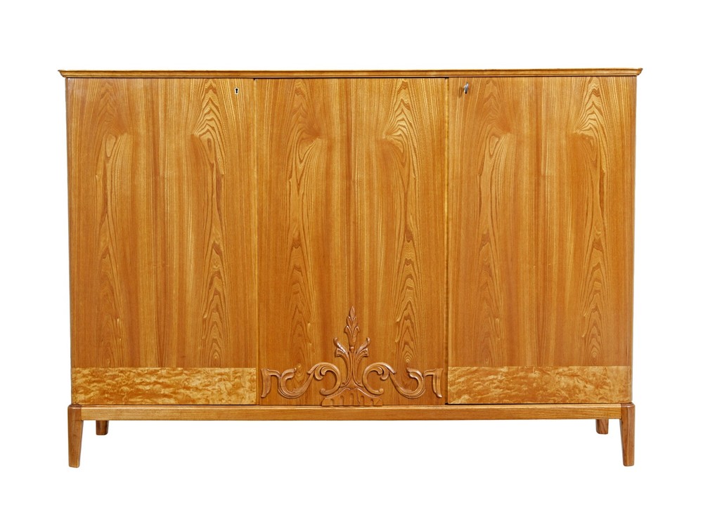 MID 20TH CENTURY SWEDISH ELM SIDEBOARD
