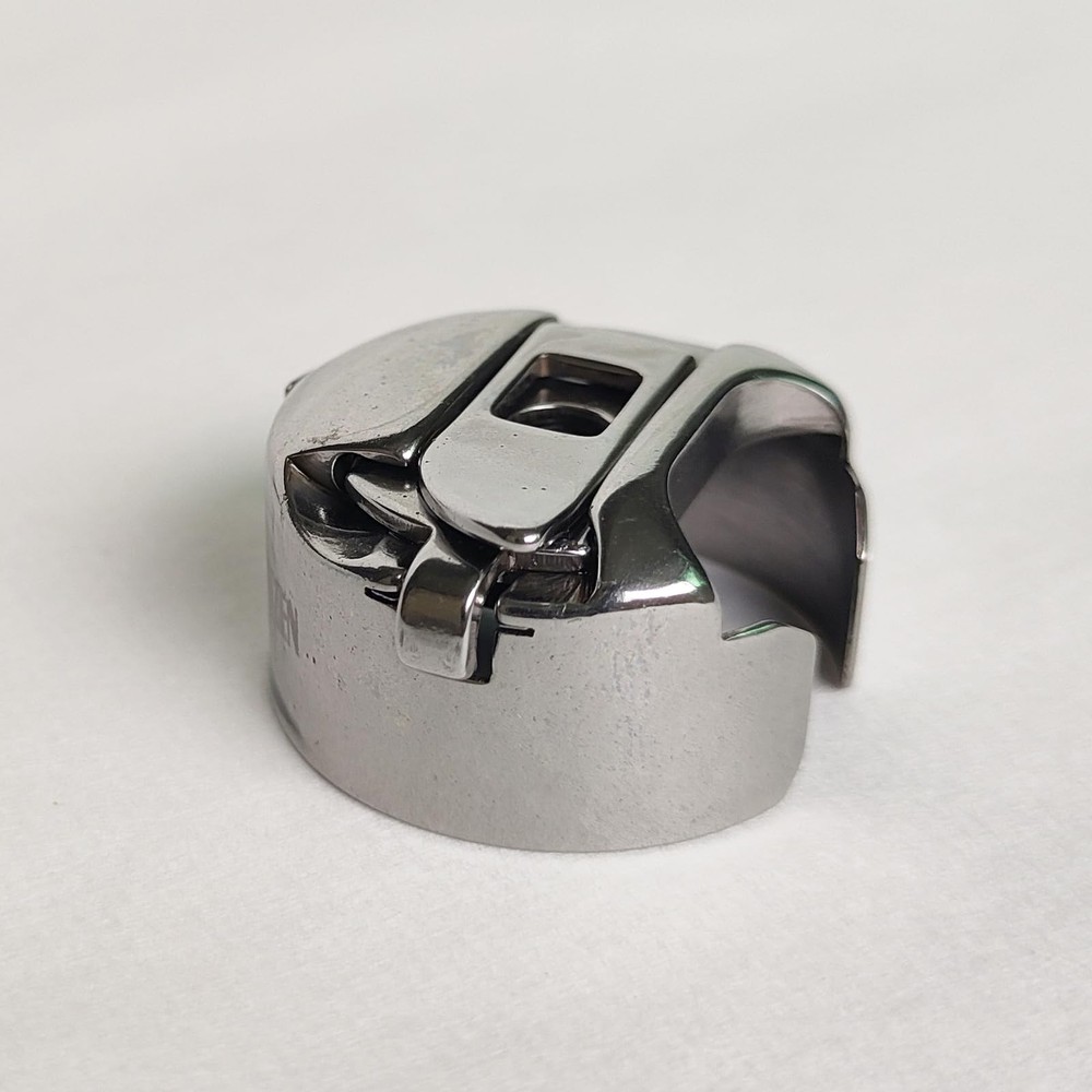 2 PCS MClass Bobbin Case Handi Quilter Longarm Quilting Machine Accessory