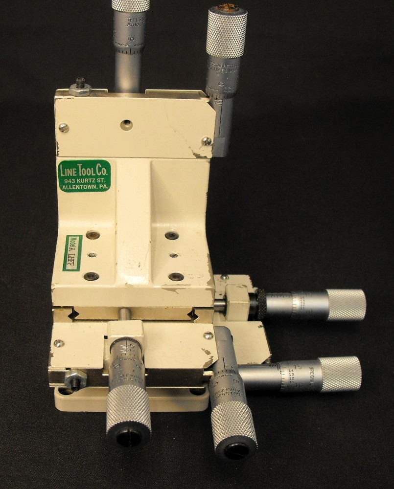 Nice LINE TOOL CO. DUAL MICROMETER FINE FOCUS 3-AXIS LINEAR STAGE Model A LHFF