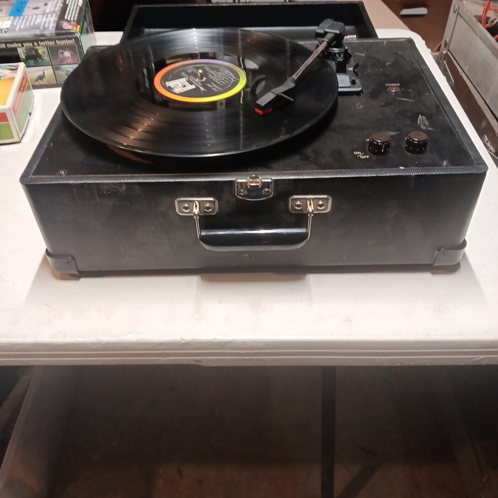 Crosley Suitcase Record Player Cr249 Phonograph