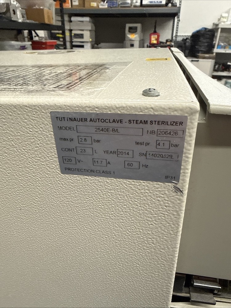 Tuttnauer 2540E Autoclave