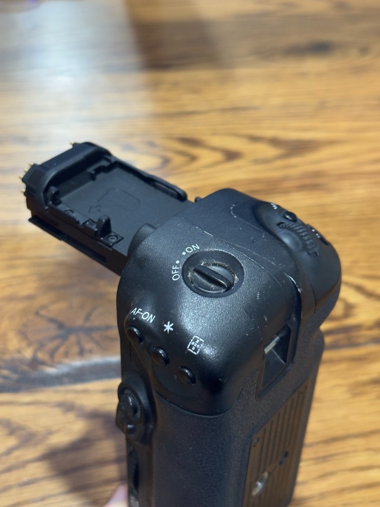 Canon BG-E20 Battery Grip for EOS 5D Mark IV DSLR Camera