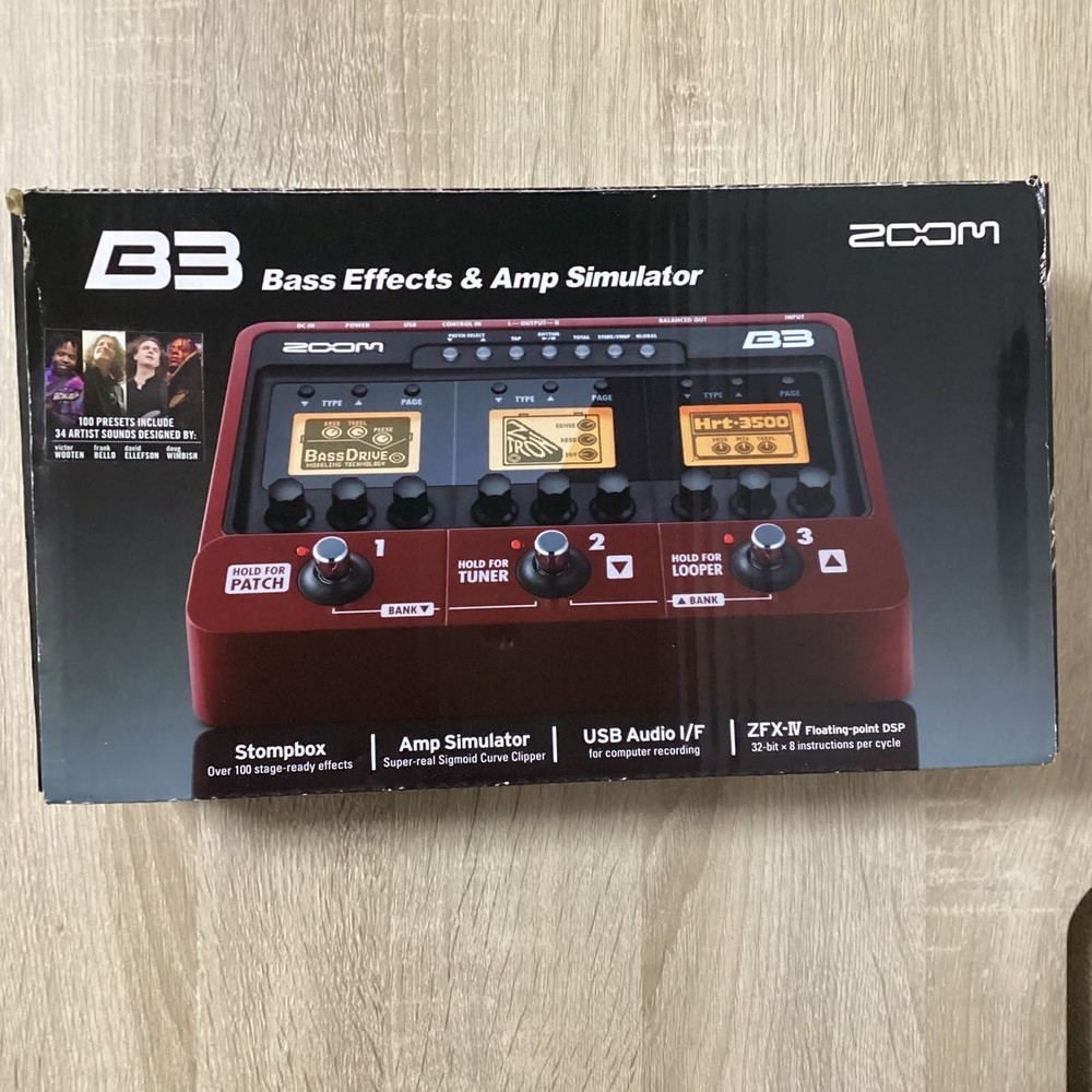 ZOOM B3 bass multi-effector