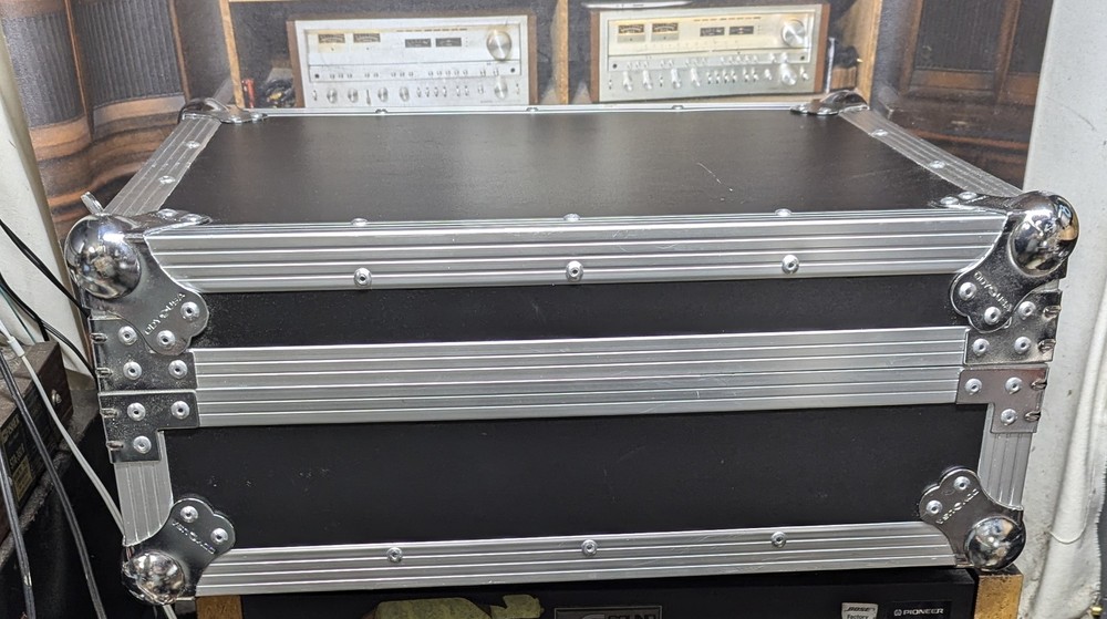 Odyssey innovative design turntable case