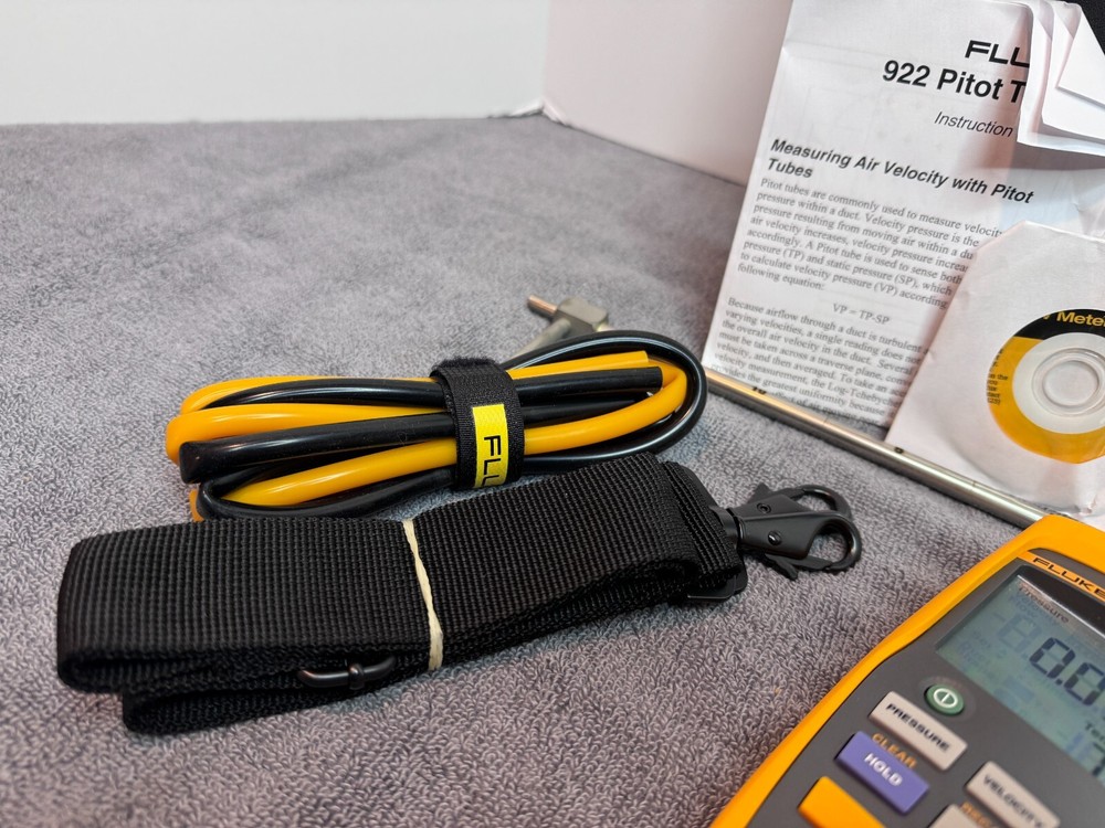 New - Fluke 922 Kit AirFlow Meter HVAC Pressure Velocity Flow Meter Kit