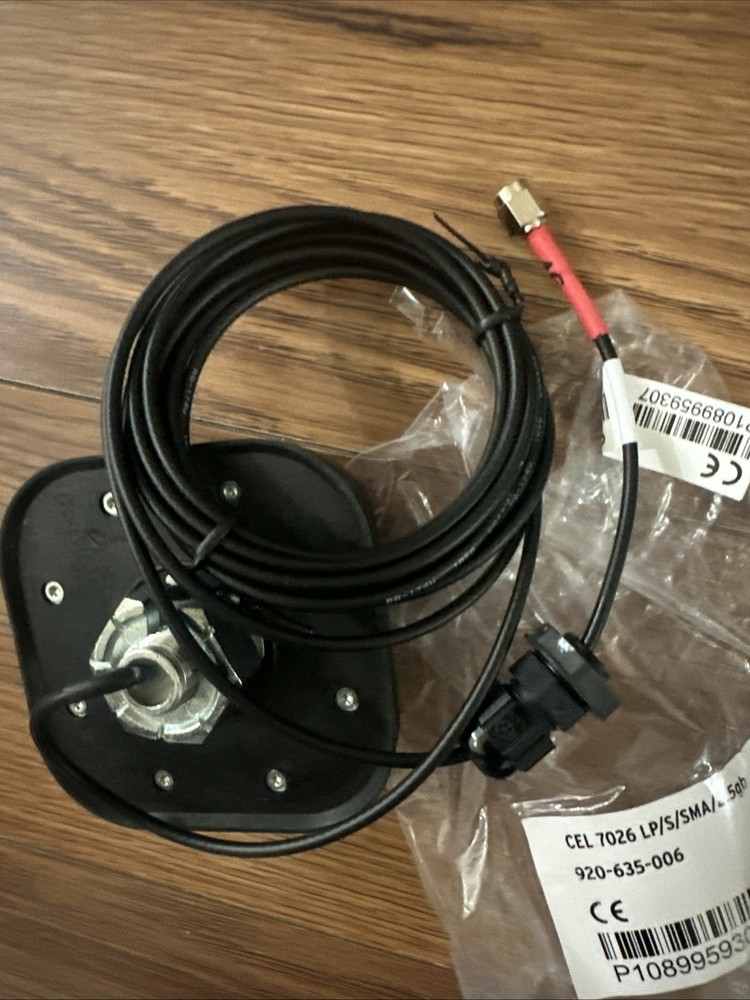 TE Hirschmann Mobility Linear Polarization S Cellular Antenna 920-635 -006