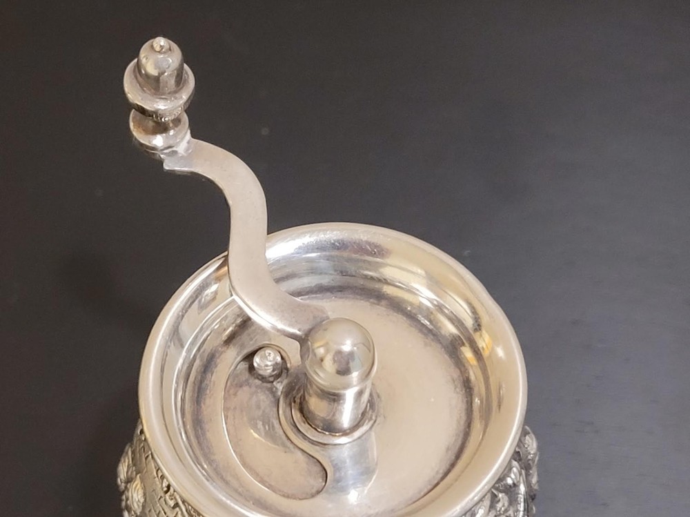 Silver (.800 purity) Dutch Figure Pepper Grinder