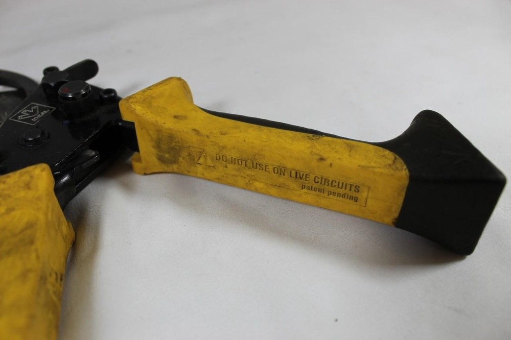 Ideal 35-053 Electricians Ratcheting Cable Cutter
