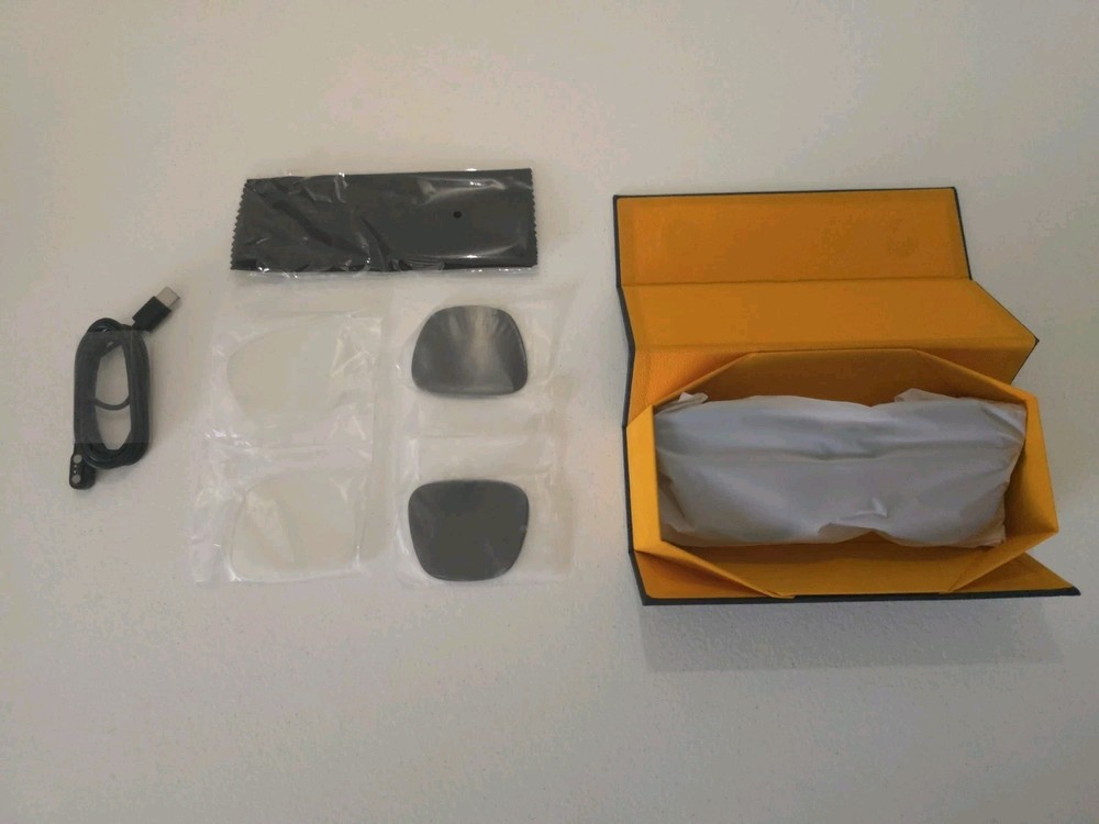 AI Smart Glasses Model G300 L Bluetooth, 8MP Camera - Black