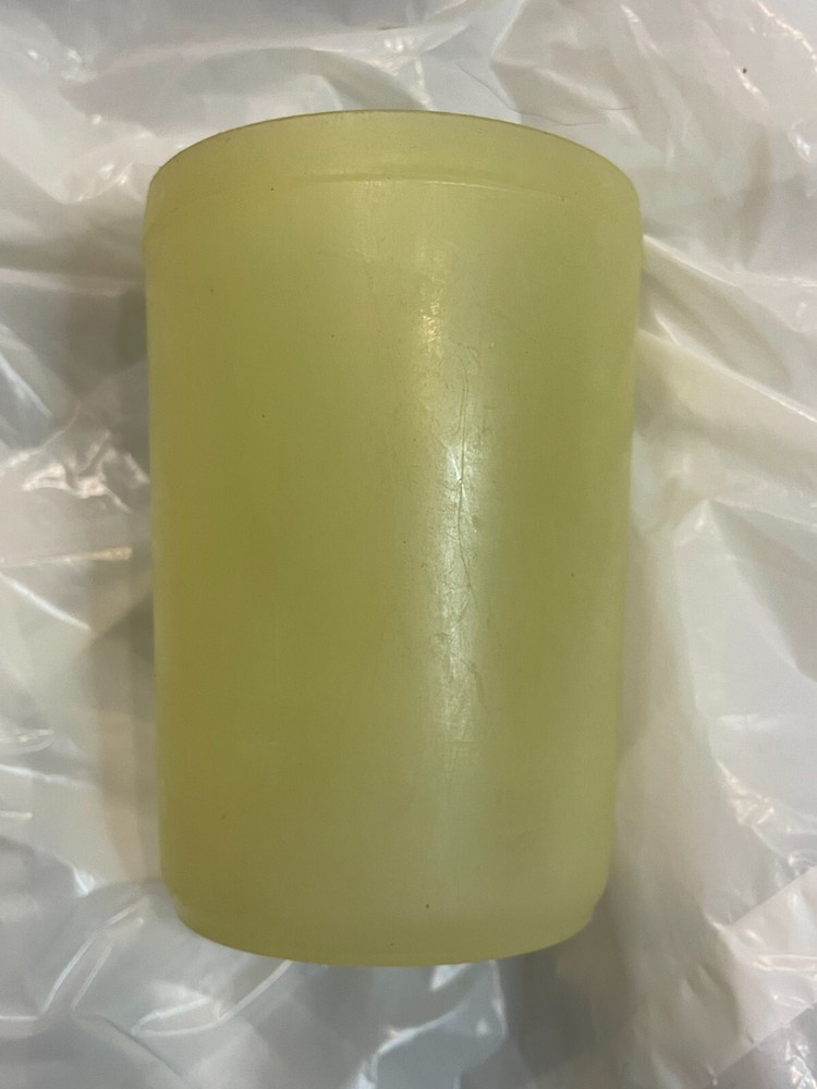 TUPPERWARE 150-6 Vacu Mixer Top and Bottom