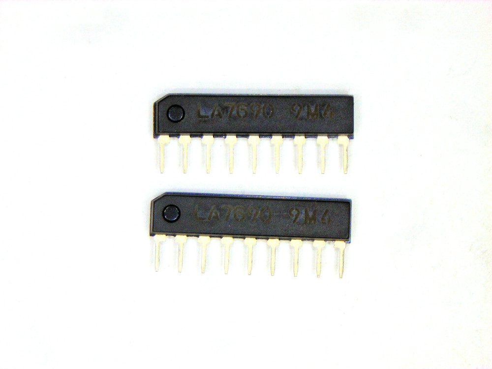 LA7690  "Original" SANYO  9P SIP IC  2  pcs
