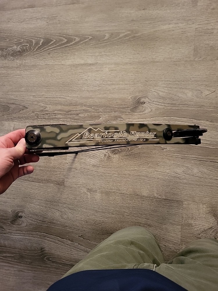 Beartooth Hunter Alpine Series Compound Bow