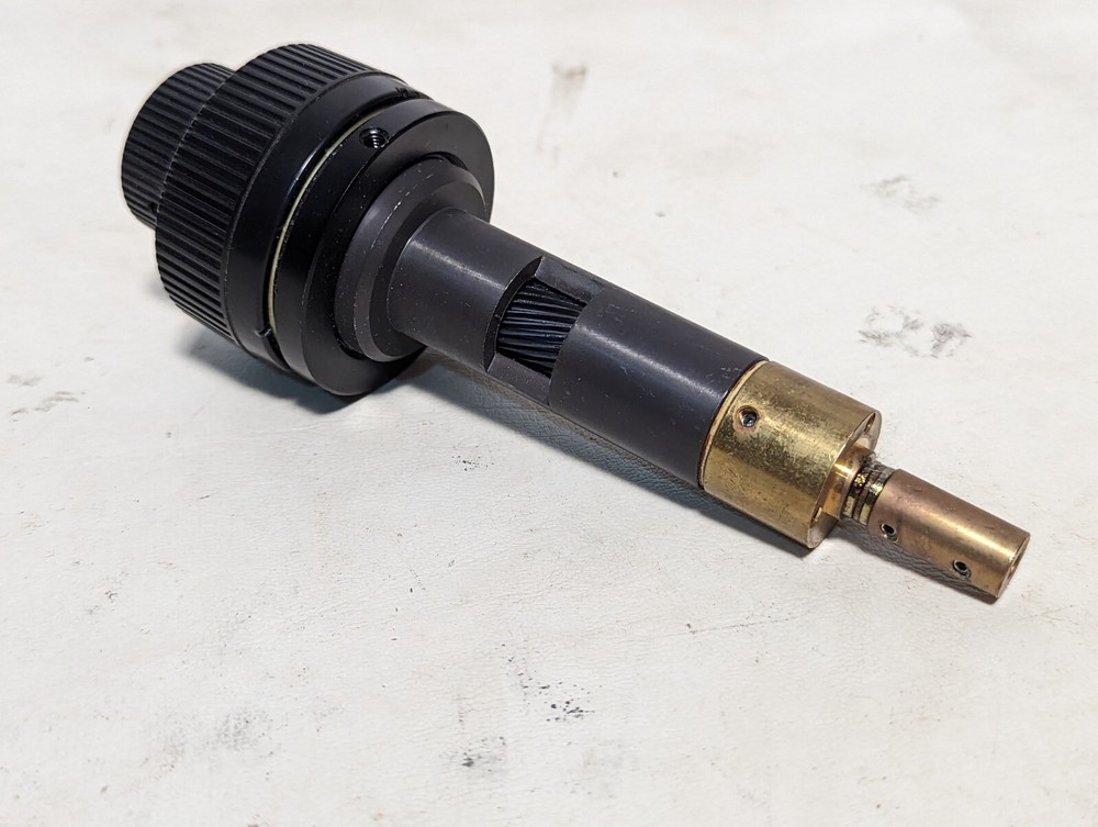 Microscope fine focus control as pictured