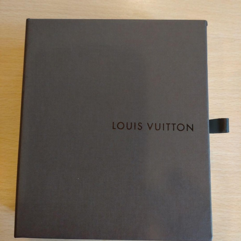 LOUIS VUITTON Key Ring
