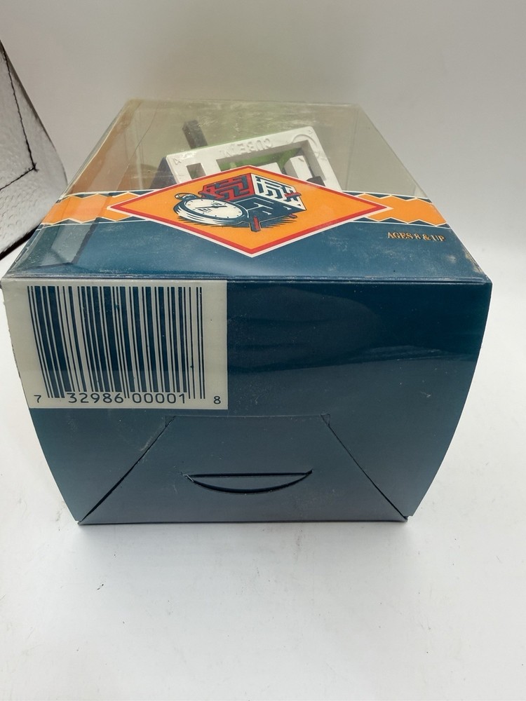 Oskar’s Cube 3D Maze Puzzle Brain Teaser w/ Display Case NIB Binary Arts 1991