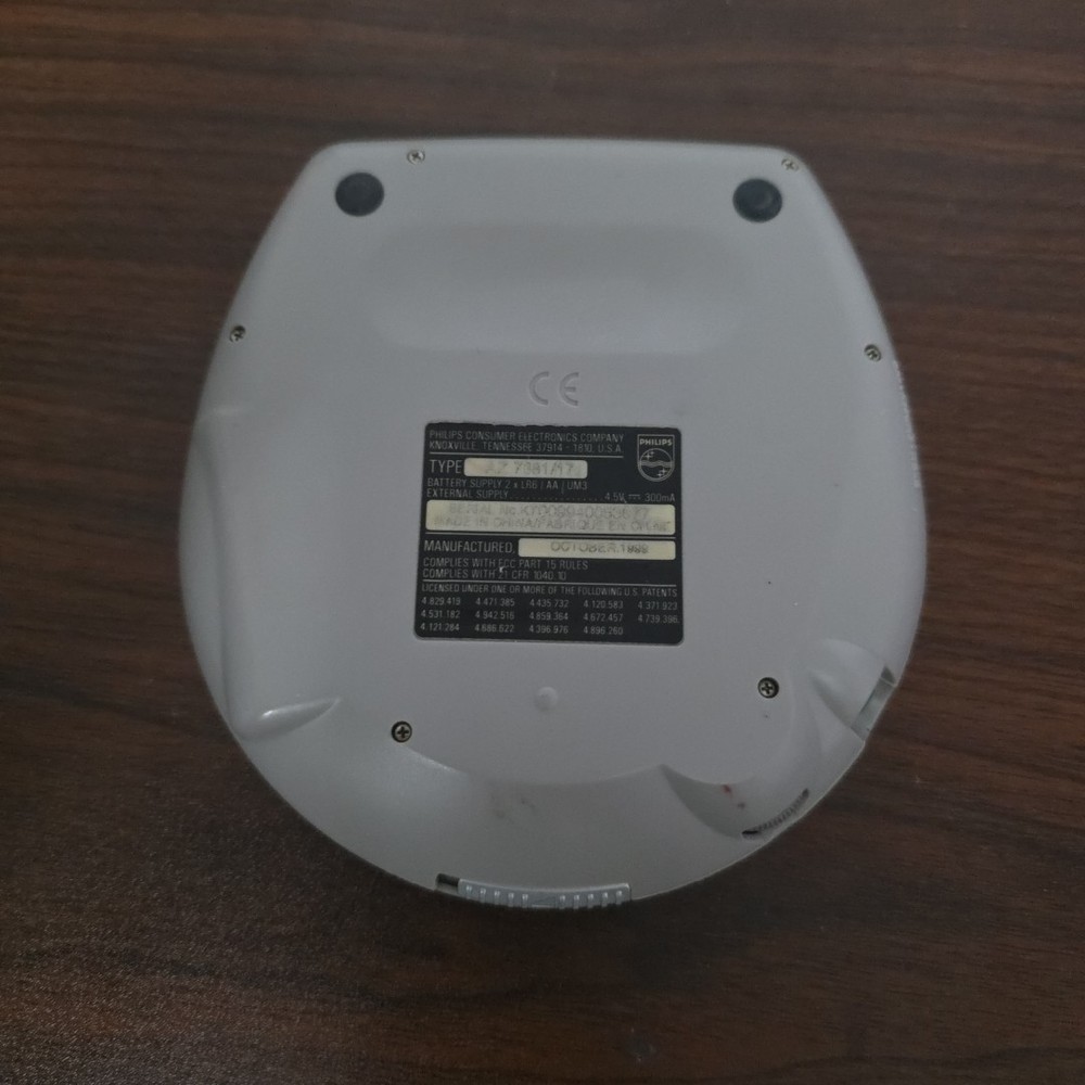 Philips AZ 7881/17 Personal CD Player CD-RW 45 Second Skip Protection