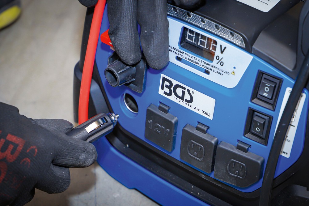 Multifunction Jump Starter & Mobile Power Supply 5-in-1 18Ah