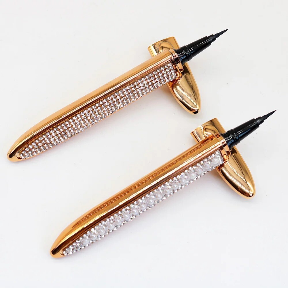 1 eyeliner glue pen