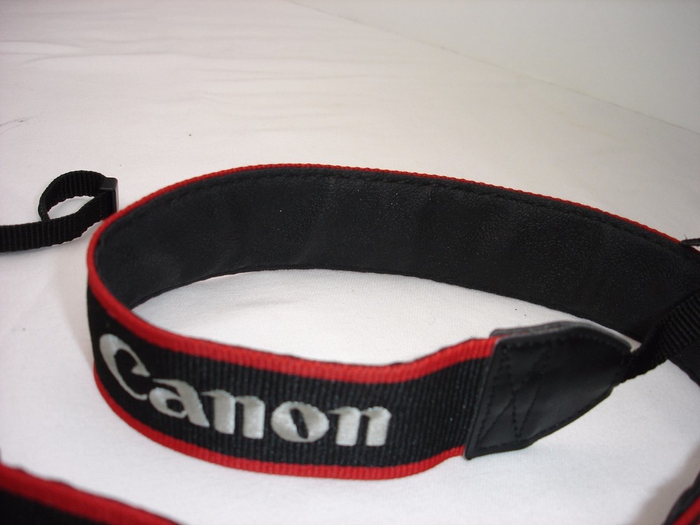 CANON EOS 70D CAMERA NECK STRAP