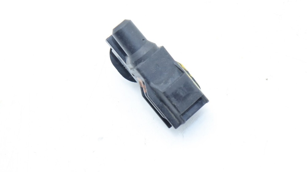 05-09 OUTBACK 2.5 XT AMBIENT AIR TEMPERATURE SENSOR T5527