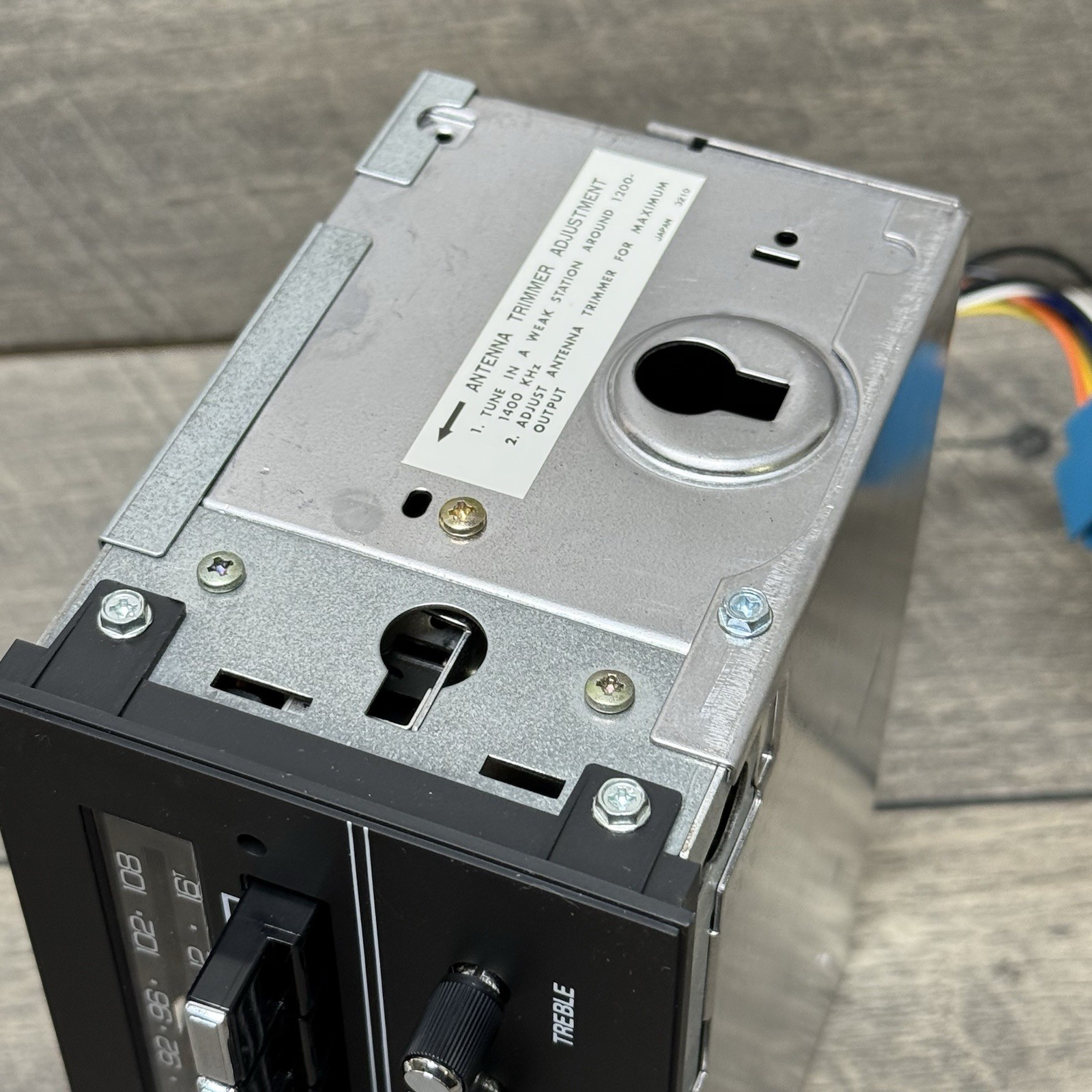 ARA Manufacturing Push Button Car Stereo AM FM Radio Black JMX12 NOS / UNTESTED