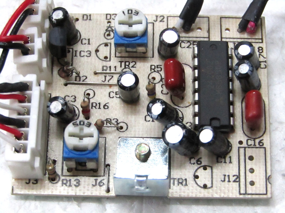 Workman BB3 Bandit Echo Board Small Type w/ Plug-In Dual Control Knob (Tornado)