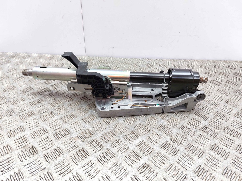 MERCEDES E CLASS C207 STEERING COLUMN A2074600016 2014