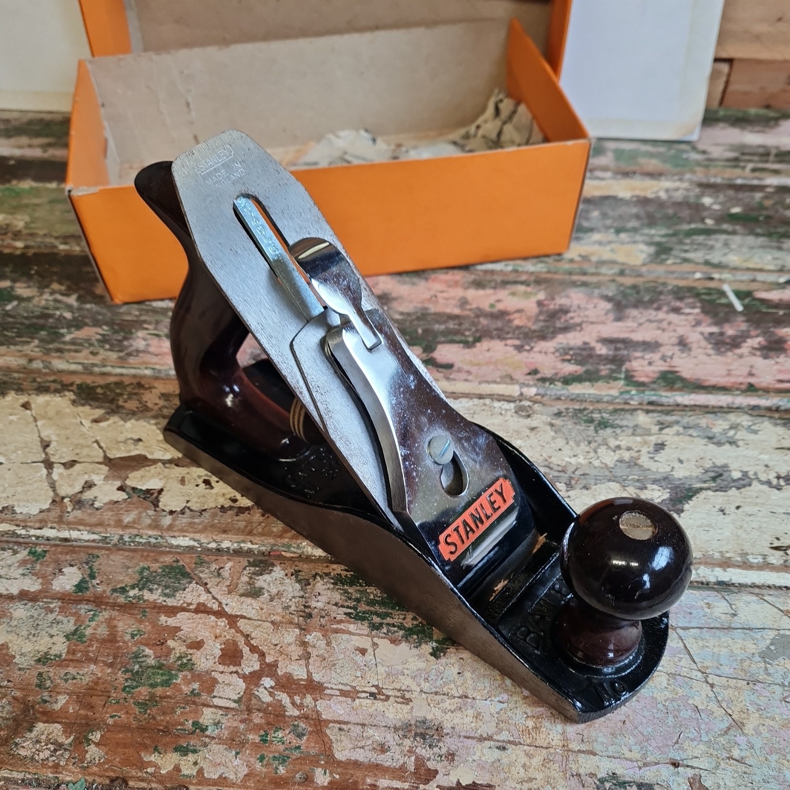 Job Lot 2 (x6 ) of woodworking Carpentry Planes stanley & record workshop