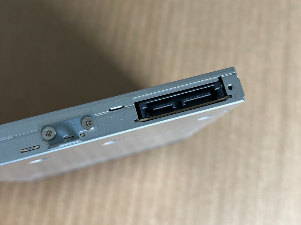 Replacement Internal SATA Laptop DVD Rom Drive Module DS-8D3SH