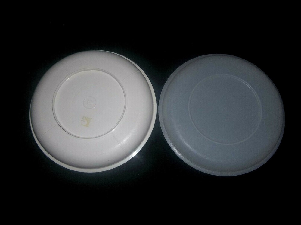 Tupperware Almond Small Serving Center with Cover
