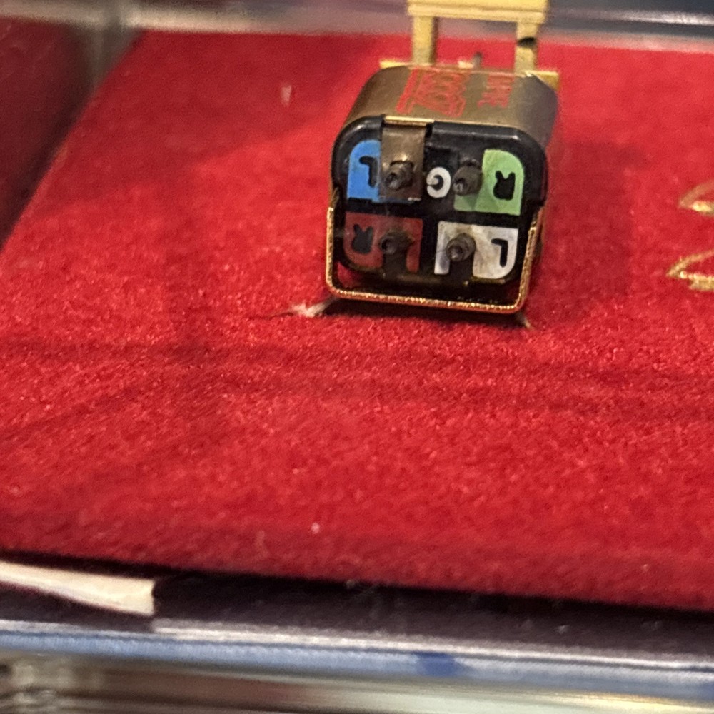 Empire 2000Z cartridge with display box