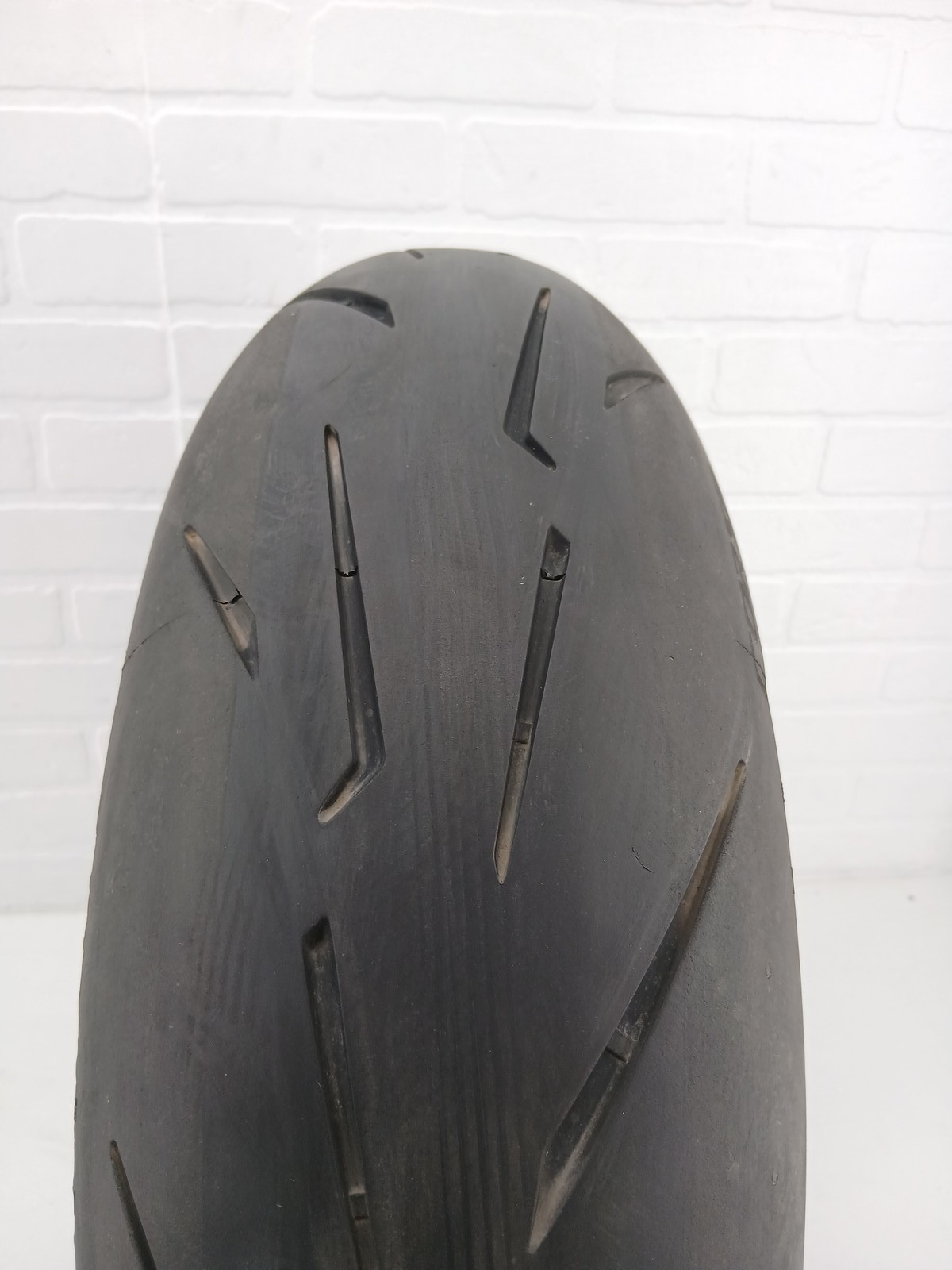 Ducati 899 959 Oem Rear Wheel STRAIGHT Rim Cush Drive Tire Pirelli 50221612ab