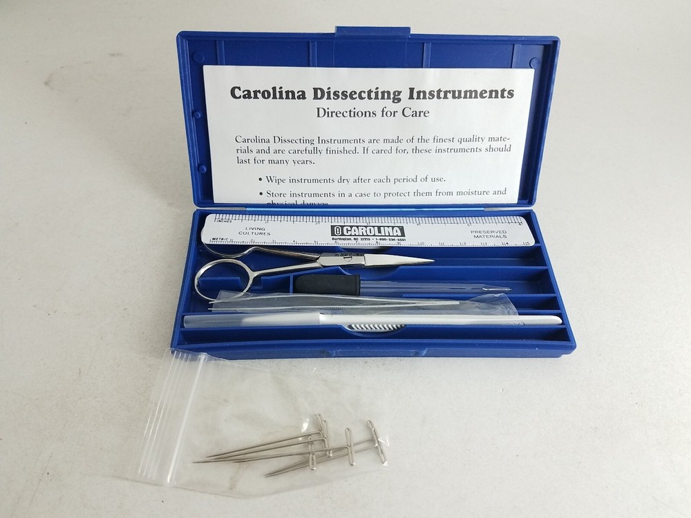 Carolina Dissecting Instruments Set In Case