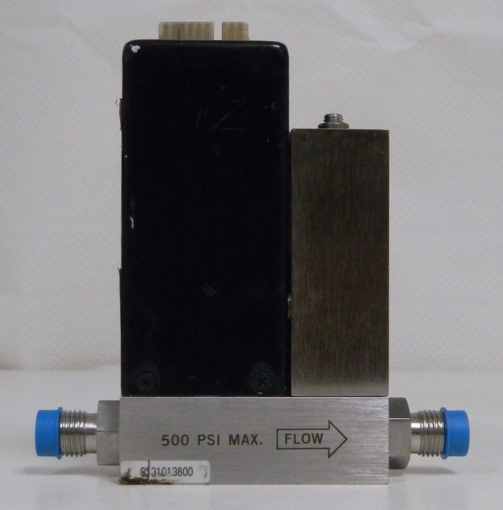 Unit UFC-1200A Mass Flow Controller, Gas- SF6, Range- 500 SCCM, Used