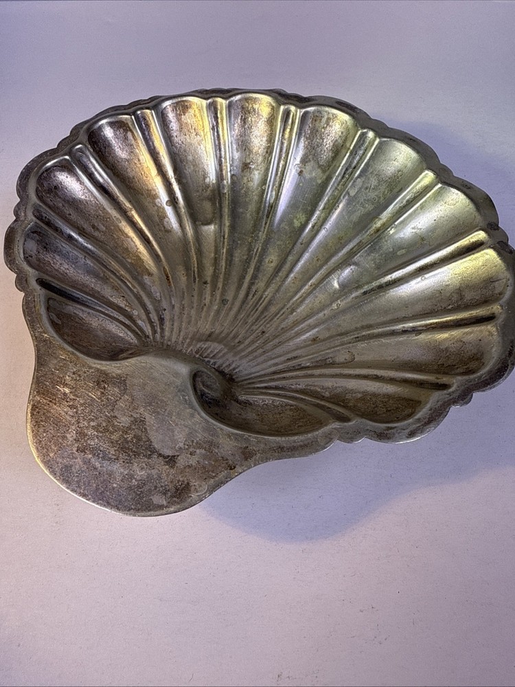 Shell Shaped Silver Plated Footed Trinket Candy Dish.