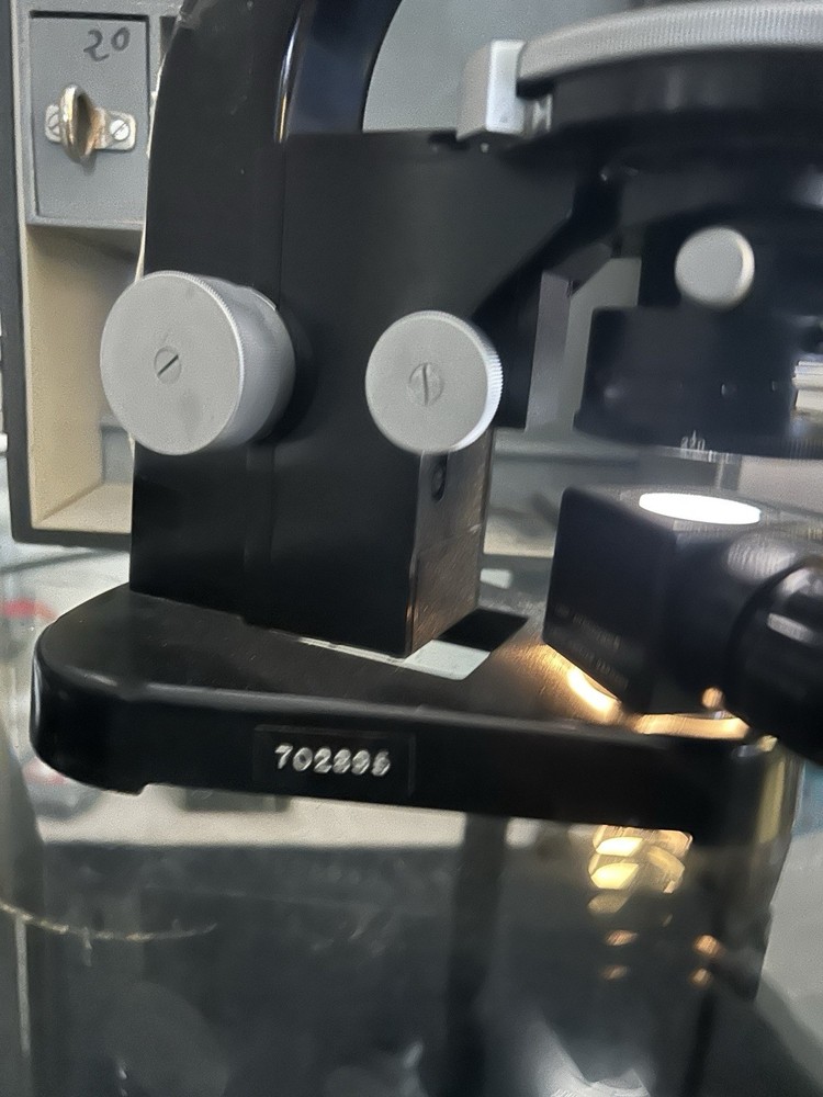 Leitz Wetzlar Polarizing Microscope - SM-POL - 702895- With Case & Lamp