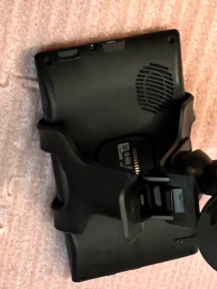 GARMIN FLEET 670 LM TRUCK GPS RECEIVER LIFETIME MAPS UPDATED TO 2025.20