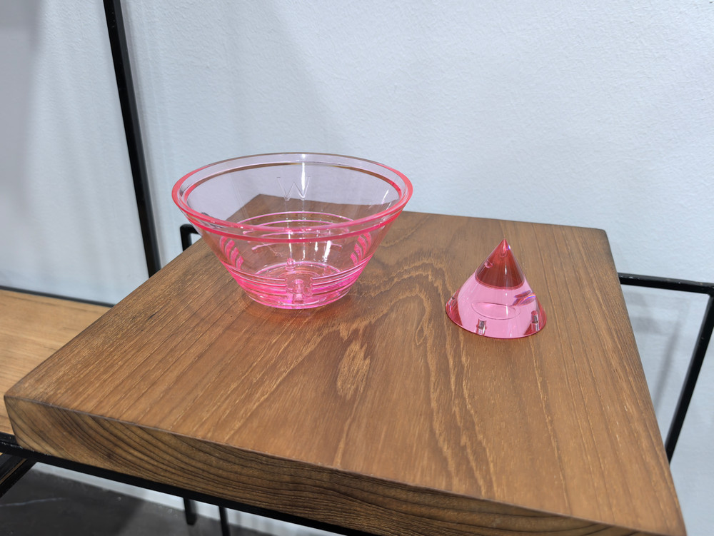 Coffee Dripper Pink for Wave Filter 1 - 2 People -- W Dripper