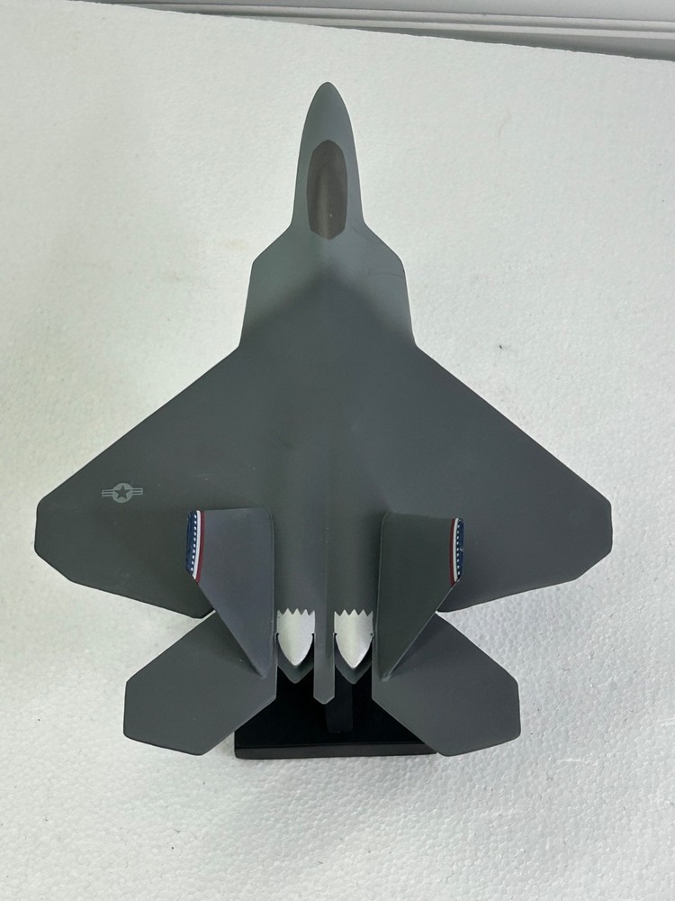 Lockheed/Boeing F-22 Raptor Aircraft Display