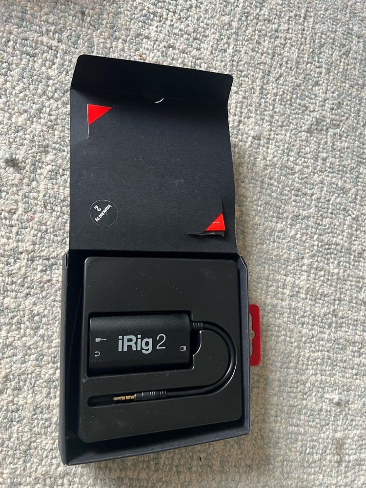 IK Multimedia iRig 2 Guitar Interface for iOS and Mac. New Open Box