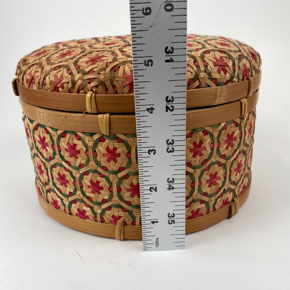 Thai Handicraft Bamboo Nesting Boxes Pikul Pattern Basket Set 2 EUC Decor