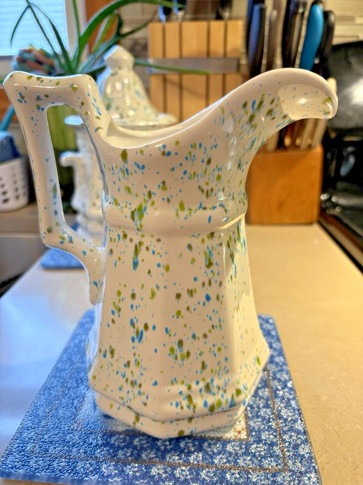 Vtg Handpainted White With Blue & Green Splatterware Glazed Pitcher & Container