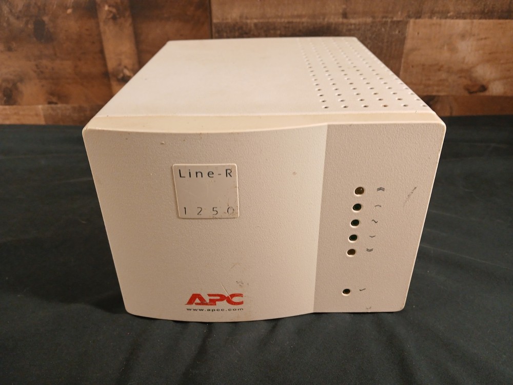 APC Line-R 1250 4 Outlet Line Power Conditioner