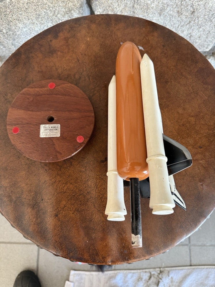 NASA Space Shuttle, SPACE, Astronaut Challenger Items