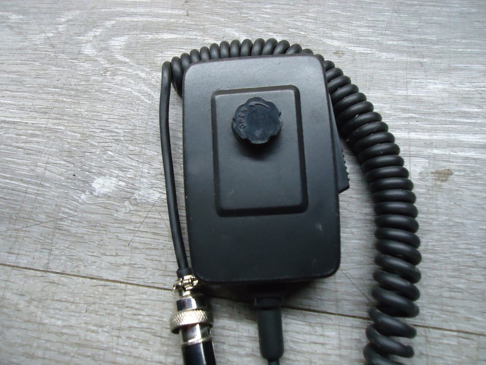 NICE SUPERSTAR DM-452 HAND HELD MICROPHONE