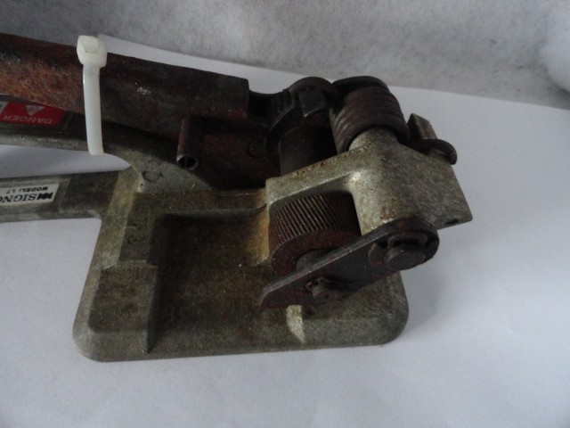 Signode strapping Tool Model LT size 1/2. - 3/4 in